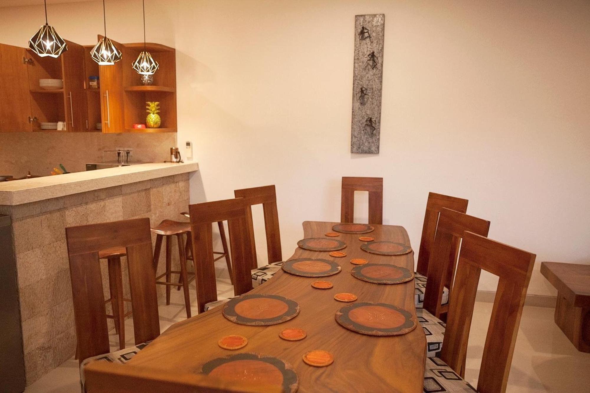 Pineapple Villa Sanur ภายนอก รูปภาพ