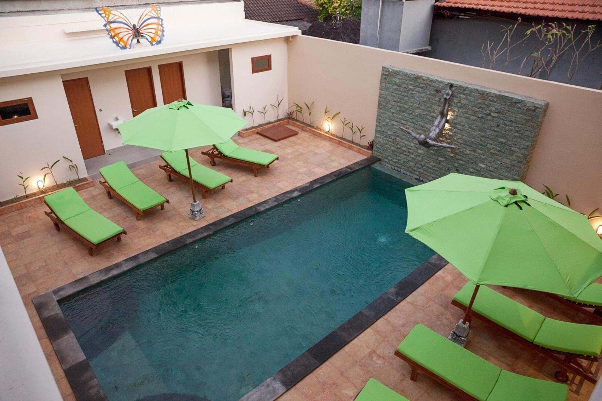 Pineapple Villa Sanur ภายนอก รูปภาพ