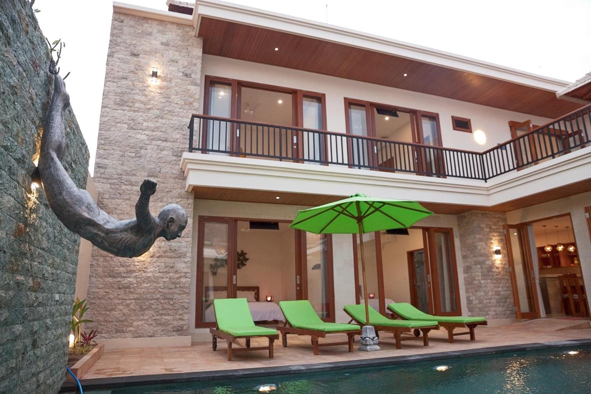Pineapple Villa Sanur ภายนอก รูปภาพ