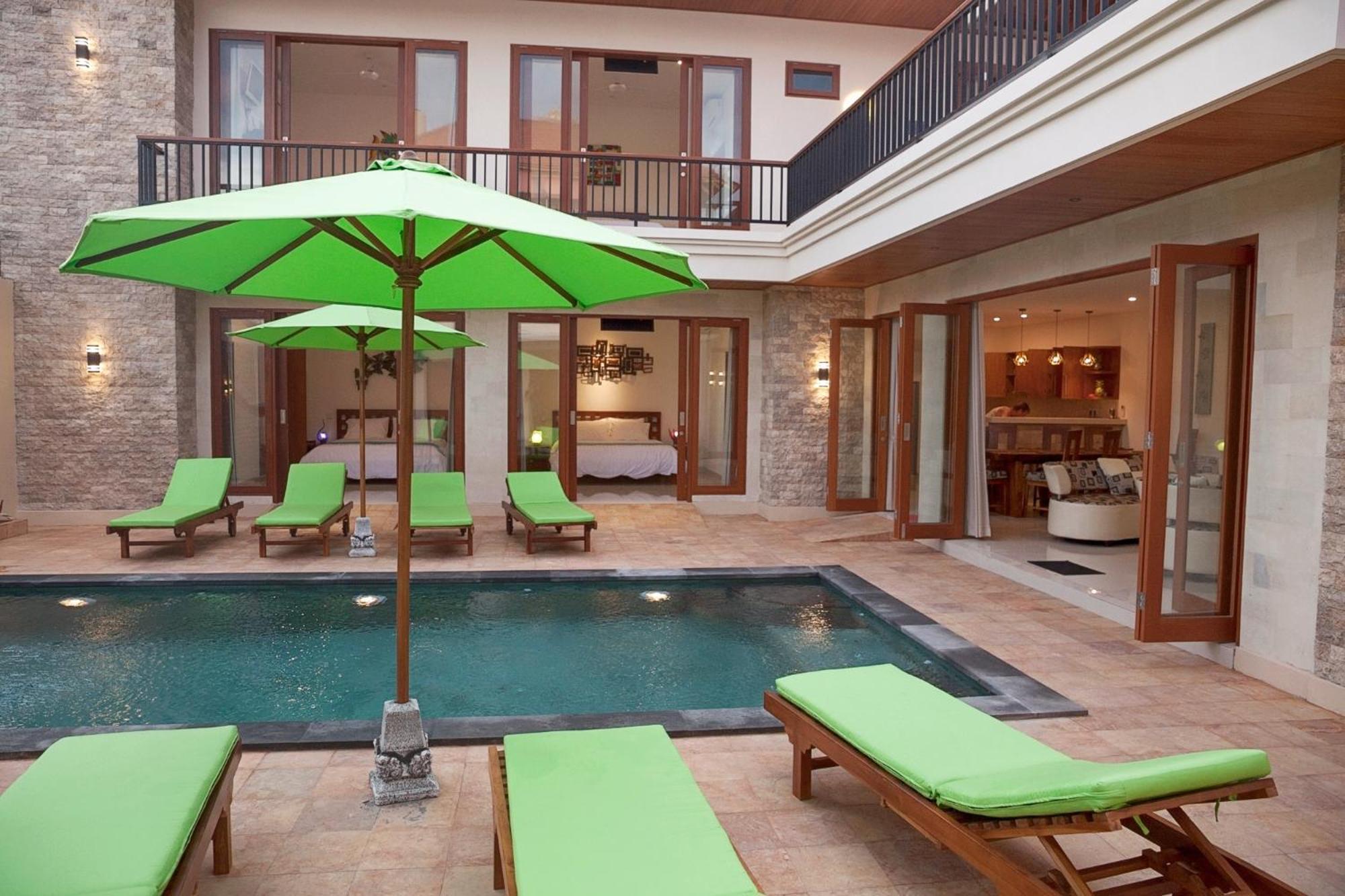 Pineapple Villa Sanur ภายนอก รูปภาพ