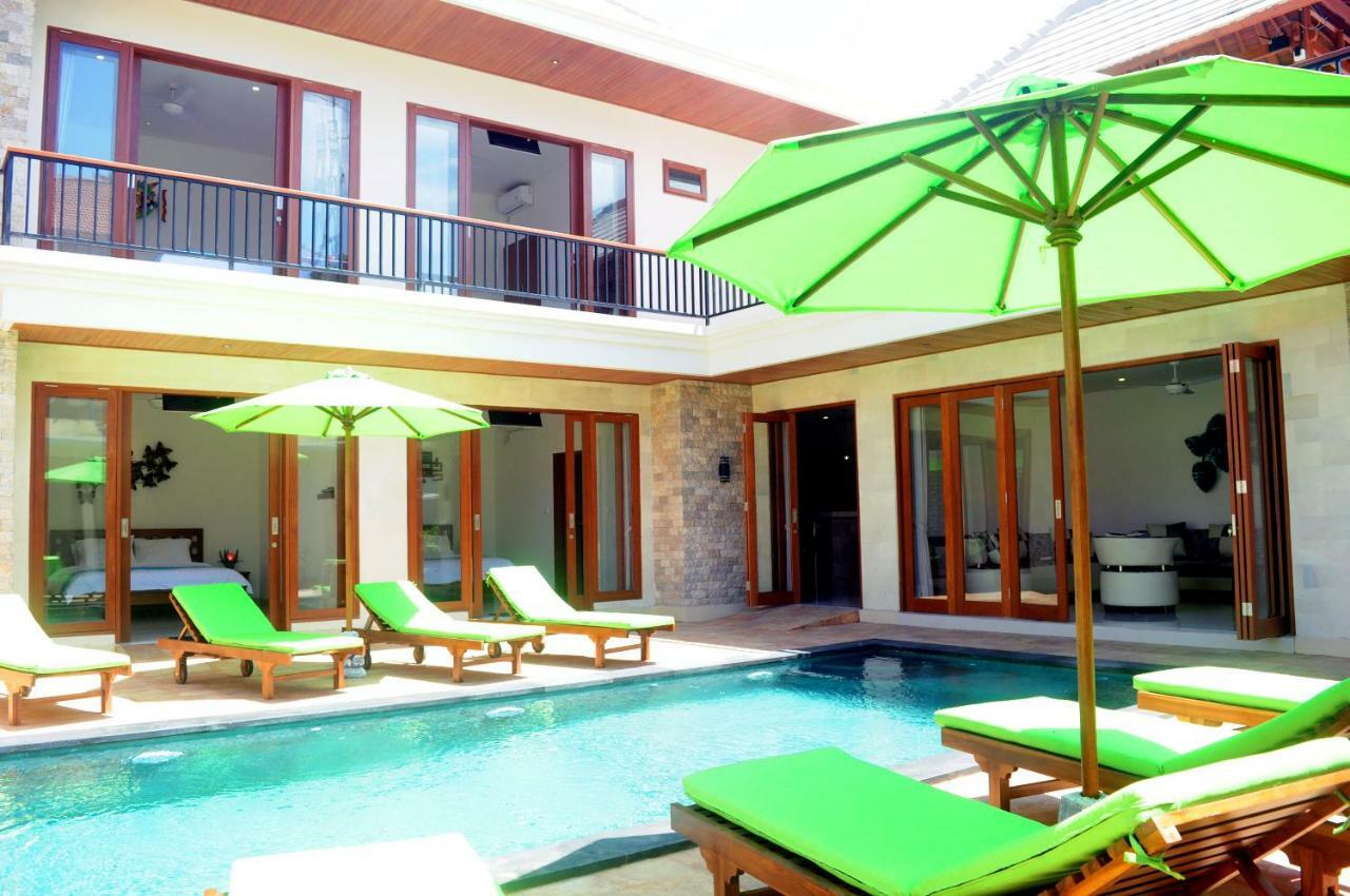 Pineapple Villa Sanur ภายนอก รูปภาพ