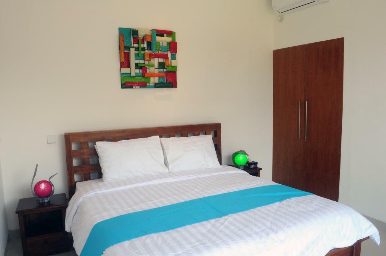 Pineapple Villa Sanur ภายนอก รูปภาพ