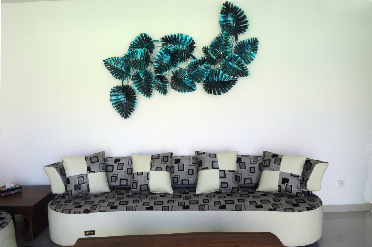 Pineapple Villa Sanur ภายนอก รูปภาพ