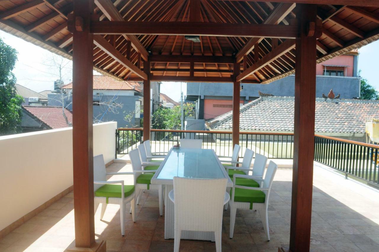Pineapple Villa Sanur ภายนอก รูปภาพ