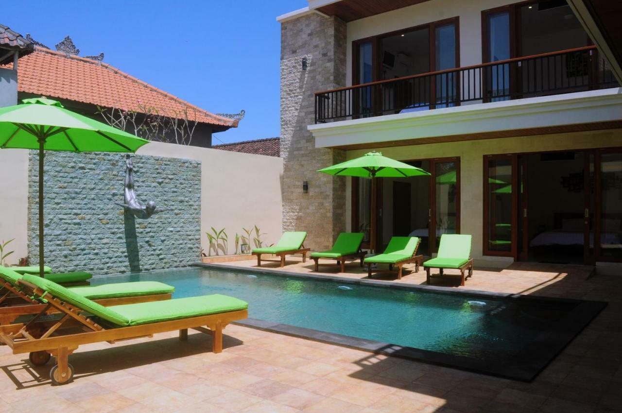 Pineapple Villa Sanur ภายนอก รูปภาพ